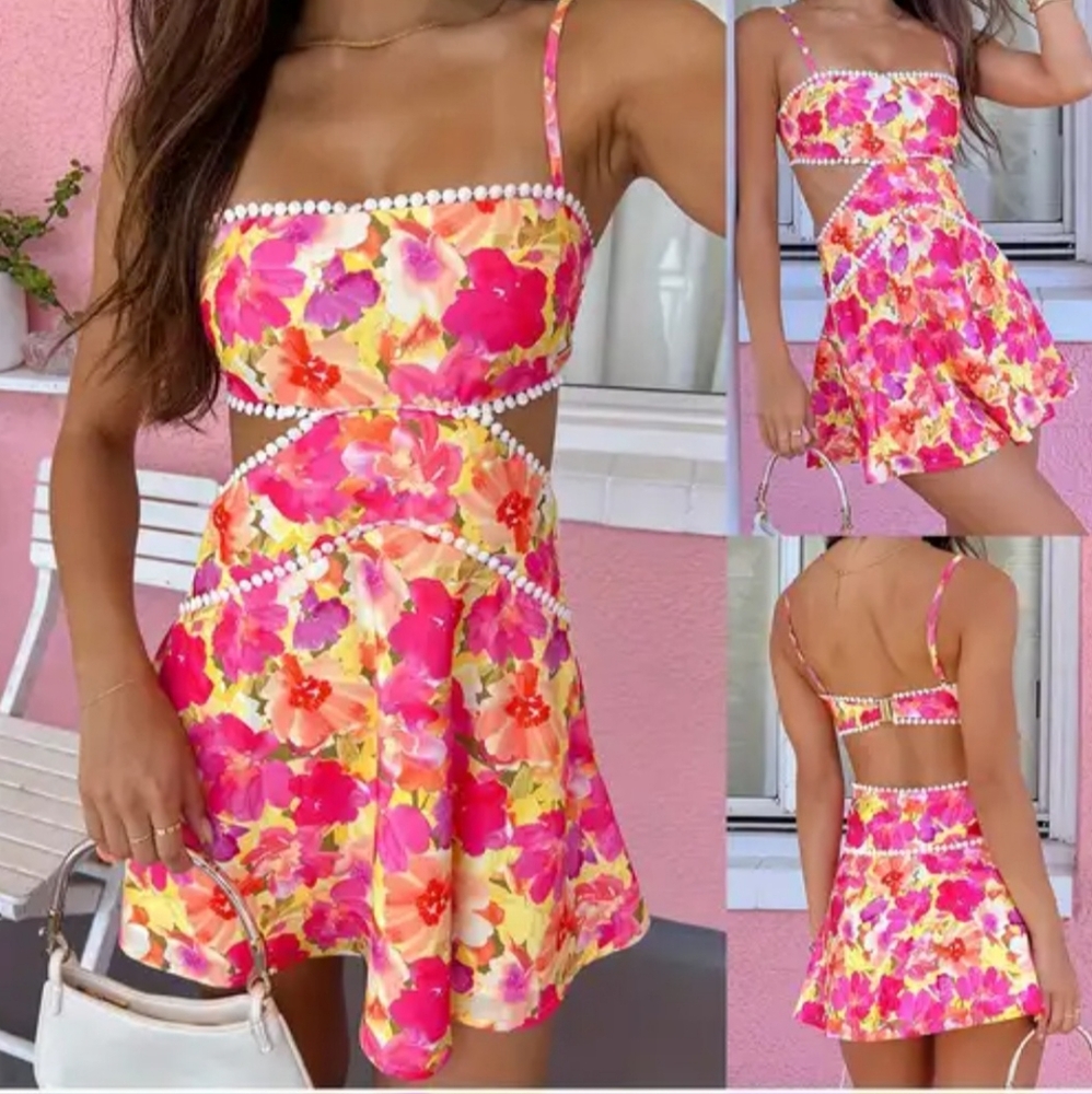 Floral Cutout Dress with Pearl Details Sz Med Nwot